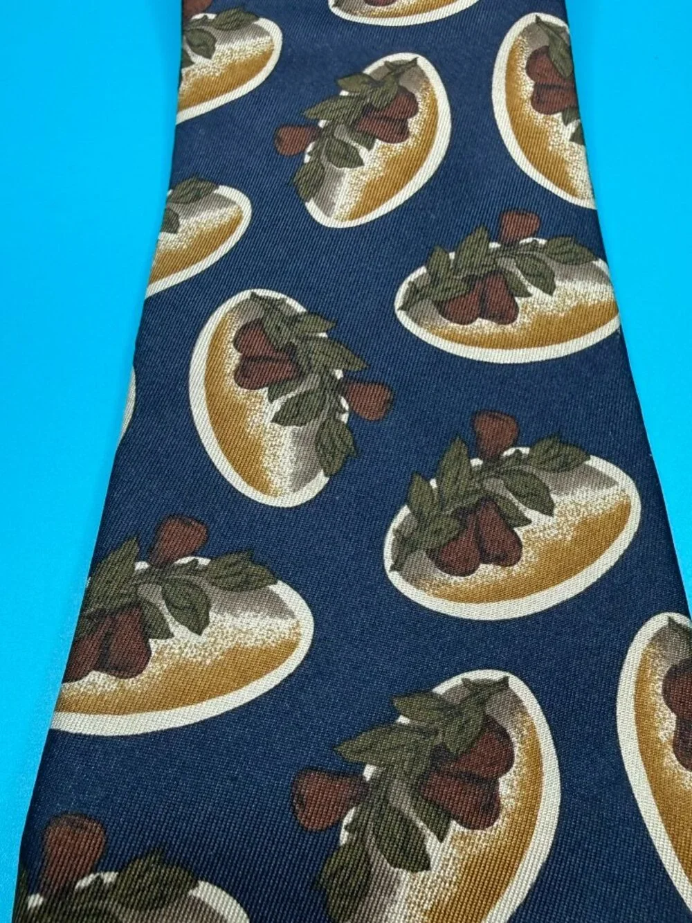 Vintage Claiborne Fruit Plate USA Made Neck Tie